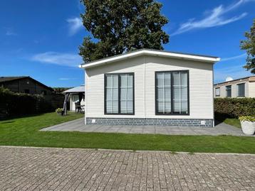 Uniek op De Paardekreek, een dubbel chalet te koop.. beschikbaar voor biedingen