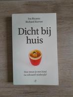 Dicht bij huis, Ophalen of Verzenden, Zo goed als nieuw