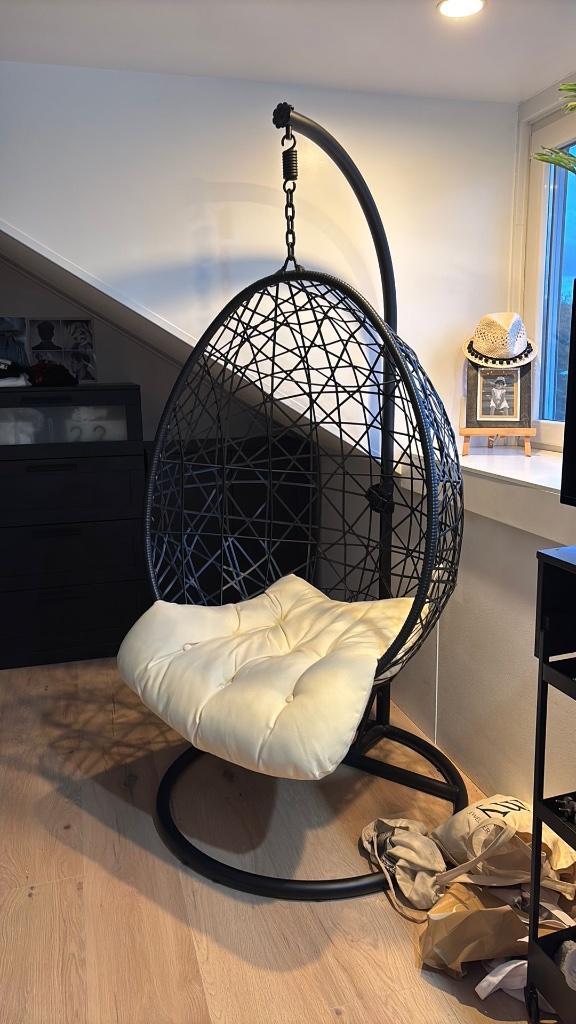Hang Stoel Schommel, Huis en Inrichting, Stoelen, Zo goed als nieuw, Eén, Kunststof, Metaal, Overige materialen, Zwart, Ophalen