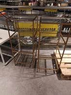 Goudkleurige presentatie toren 2 maten, Ophalen
