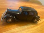 Citroen traction avant, Hobby en Vrije tijd, Modelauto's | 1:24, Ophalen of Verzenden, Zo goed als nieuw, Bburago
