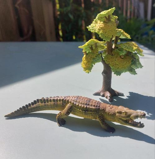 Bullyland krokodil en boom Maple Ahorn Germany als Schleich, Verzamelen, Dierenverzamelingen, Zo goed als nieuw, Beeldje of Figuurtje