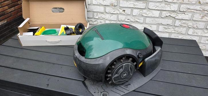 Robomow RX12u, Tuin en Terras, Robotmaaiers, Gebruikt, 20 tot 25 cm, Ophalen