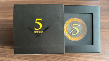 Genuine CS:GO 5-Year Veteran Coin (Official Valve Edition) beschikbaar voor biedingen