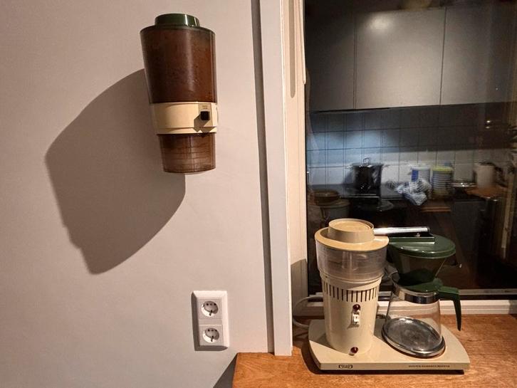 Unieke Vintage Technivorm Koffiezetapparaat + wandbonenmaler, Witgoed en Apparatuur, Koffiezetapparaten, Gebruikt, Koffiebonen
