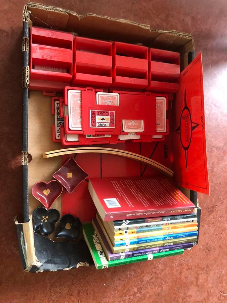 Bridge (biedingboxen, boekjes enz..), Hobby en Vrije tijd, Denksport en Puzzels, Zo goed als nieuw, Overige typen, Minder dan 500 stukjes