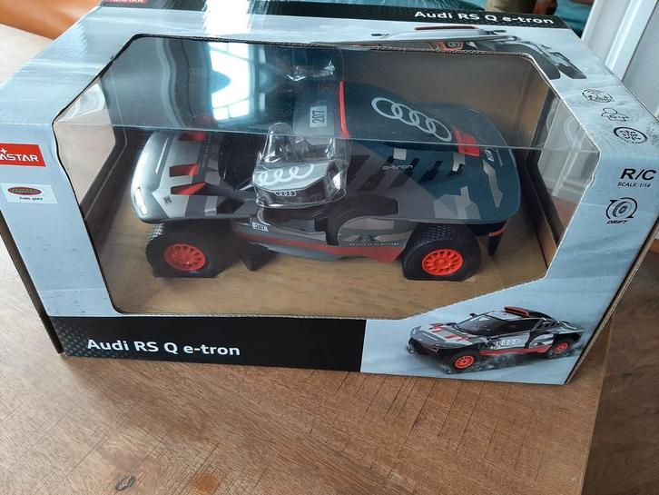 Nieuw in de doos! Bestuurbare auto Audi RS vanaf 6 jaar, Kinderen en Baby's, Speelgoed | Speelgoedvoertuigen, Nieuw, Afstandsbediening