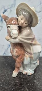 Lladro beeldje: Jongen met ezel, Ophalen of Verzenden, Zo goed als nieuw, Mens