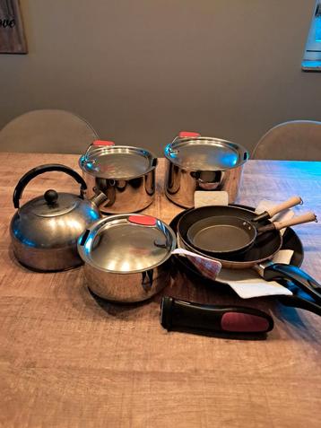 Tupperware Pannenset, Koekenpannen & Ketel beschikbaar voor biedingen