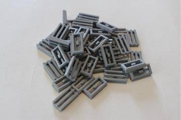 LEGO tegel 1x1 met rooster 2412b licht grijs (20x) beschikbaar voor biedingen
