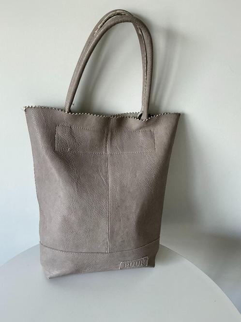 Puur , leren handtas,, Sieraden, Tassen en Uiterlijk, Tassen | Damestassen, Zo goed als nieuw, Handtas, Ophalen of Verzenden