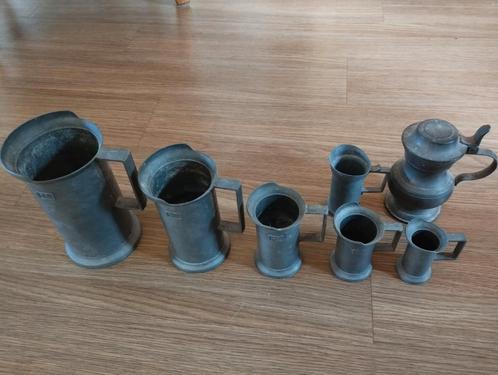 Set van tinnen maatbekers en schenkkan, Antiek en Kunst, Antiek | Tin, Ophalen of Verzenden