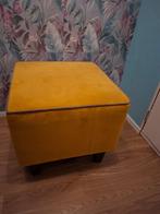 Gele Poef - Stijlvolle Zitoplossing, Huis en Inrichting, Banken | Voetenbanken en Poefen, Ophalen, Vierkant, Zo goed als nieuw