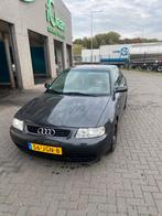 Audi A3 1998 Zwart, Auto's, Voorwielaandrijving, Zwart, 4 cilinders, 610 kg