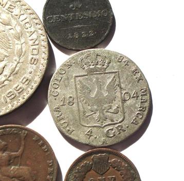 Wereld lot met 25 verschillende munten (incl. oud en zilver) beschikbaar voor biedingen