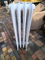 Gietijzeren radiator, Doe-het-zelf en Verbouw, Verwarming en Radiatoren, Ophalen, Zo goed als nieuw, Radiator, 30 tot 80 cm