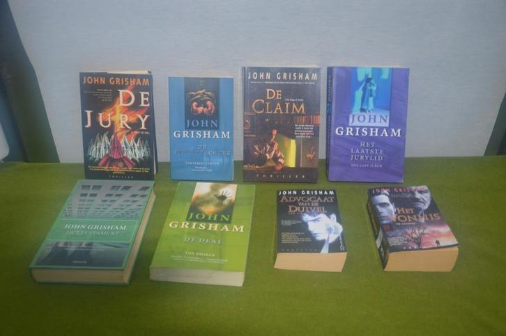 11 John Grisham boeken Thrillers ; De straatvechter - De jur, Boeken, Thrillers, Zo goed als nieuw, Ophalen of Verzenden