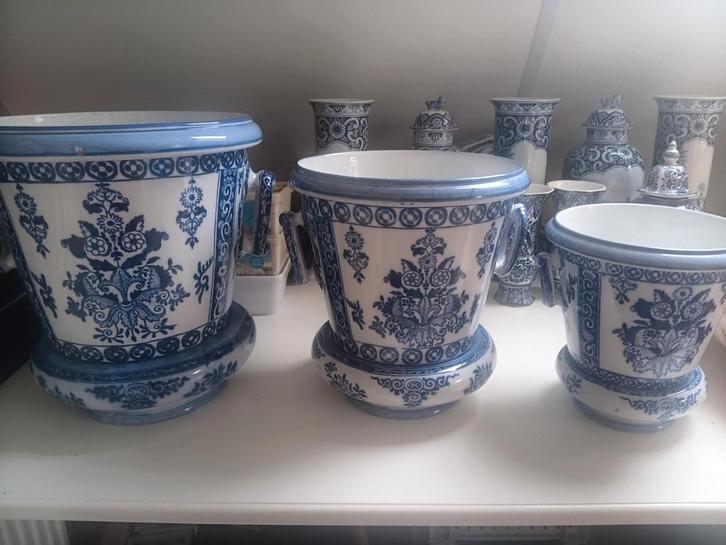 3 antieke bloempotten  P Regout, Antiek en Kunst, Antiek | Keramiek en Aardewerk, Ophalen