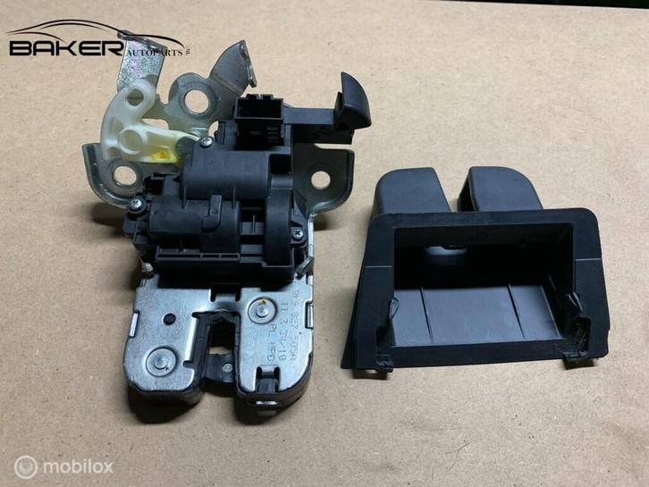 Achterklep slotmechanisme Seat Ibiza 6J ('08-'17) 6J8827520, Auto-onderdelen, Klein materiaal, Seat, Gebruikt, Ophalen of Verzenden