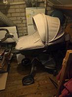 Mooie Stokke kinderwagen met reiswieg en maxi cosi!, Kinderen en Baby's, Kinderwagens en Combinaties, Gebruikt, Verstelbare duwstang