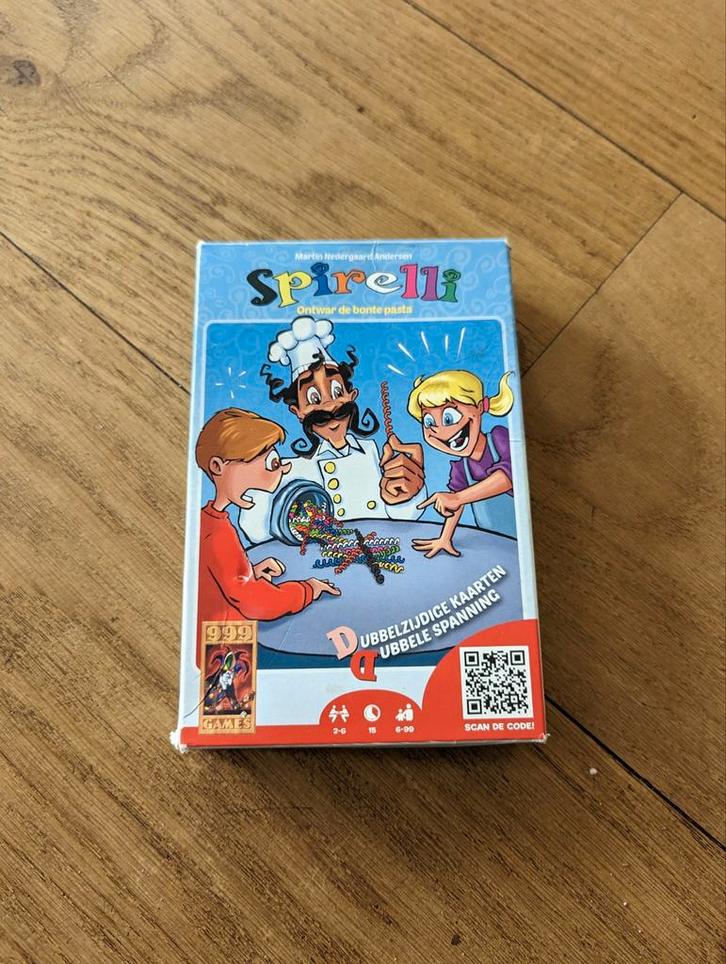 Spirelli Bordspel - Ontwar de bonte pasta!, Hobby en Vrije tijd, Gezelschapsspellen | Bordspellen, Zo goed als nieuw, Drie of vier spelers