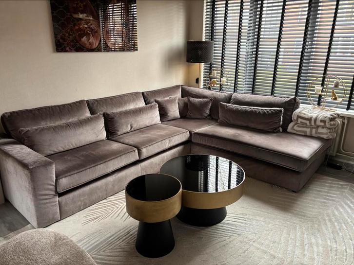 Mooie taupe velvet loungebank, Huis en Inrichting, Banken | Complete zithoeken, Gebruikt, Stof, Ophalen