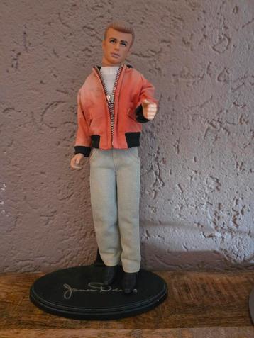 James Dean barbie Pop - Iconische verzamelpop beschikbaar voor biedingen