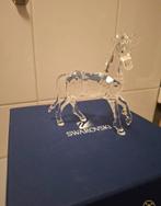 Swarovski eenhoorn met doos en certificaat, Ophalen of Verzenden, Zo goed als nieuw, Figuurtje