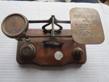 Antieke Engelse brievenweger met gewichtjes beschikbaar voor biedingen