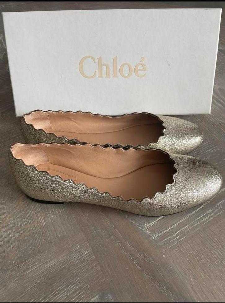 Chloé Ballerina's loafers Goud maat 37, Kleding | Dames, Schoenen, Zo goed als nieuw, Ballerina's, Geel, Ophalen of Verzenden