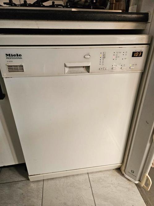 Miele vaatwasser G8050, Witgoed en Apparatuur, Vaatwasmachines, Gebruikt, Vrijstaand, Minder dan 85 cm, 45 tot 60 cm, Ophalen