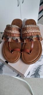 Slippers maat 40 Ibiza stijl 1x gedragen, Kleding | Dames, Schoenen, Slippers, Bruin, Ophalen of Verzenden, Zo goed als nieuw