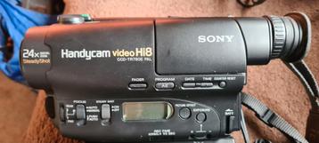 Sony CCD-TR780E Hi 8 camera compleet  beschikbaar voor biedingen