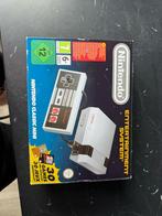 NES Classic, Spelcomputers en Games, Spelcomputers | Nintendo NES, Ophalen of Verzenden, Zo goed als nieuw, Met 1 controller