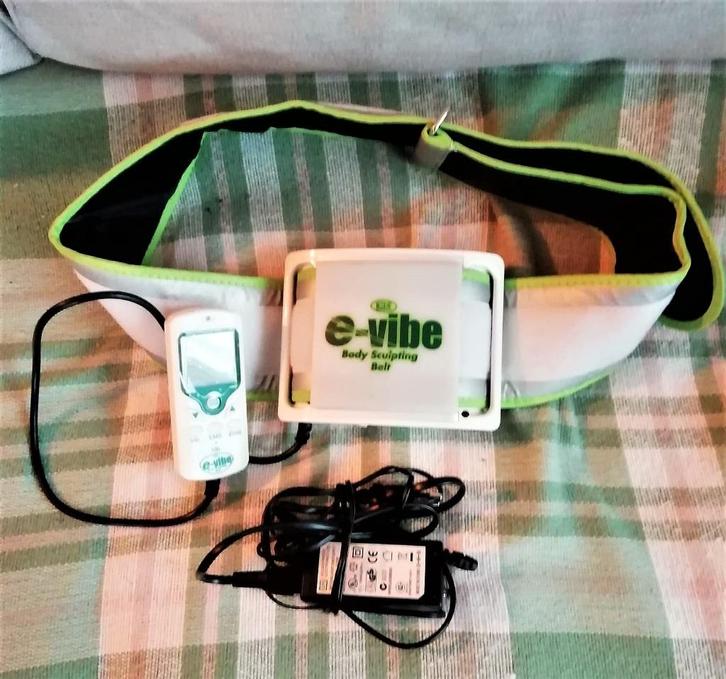 Massagegordel, afslankgordel, massageapparaat, vibrator, Sport en Fitness, Massageproducten, Zo goed als nieuw, Apparaat, Ophalen of Verzenden