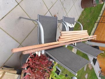 7 Houten Trapleuningen beschikbaar voor biedingen