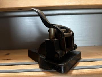 Vintage Perforator - Bureau Accessoire beschikbaar voor biedingen
