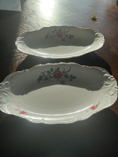 Antieke Wawel Schalen Set Polen Bloemmotief Gouden Rand 2 st, Antiek en Kunst, Antiek | Schalen, Ophalen