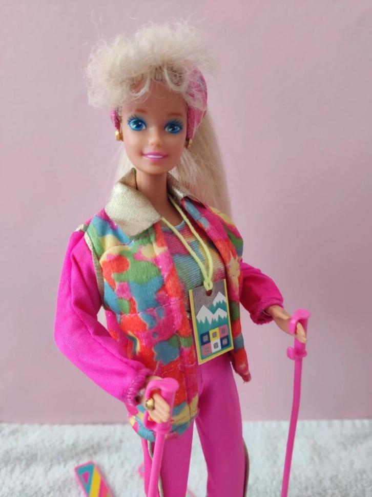 Barbie Ski Fun 1990, Verzamelen, Poppen, Gebruikt, Pop, Ophalen of Verzenden