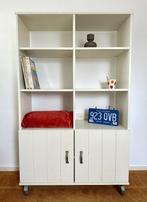 Vakkenkast stevig wielen roomdivider kast hout wit student, Huis en Inrichting, Ophalen, Met deur(en), Zo goed als nieuw, Minder dan 150 cm