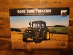 Tractor folder John Deere 6010 serie trekkers, Boeken, Catalogussen en Folders, Ophalen of Verzenden, Zo goed als nieuw