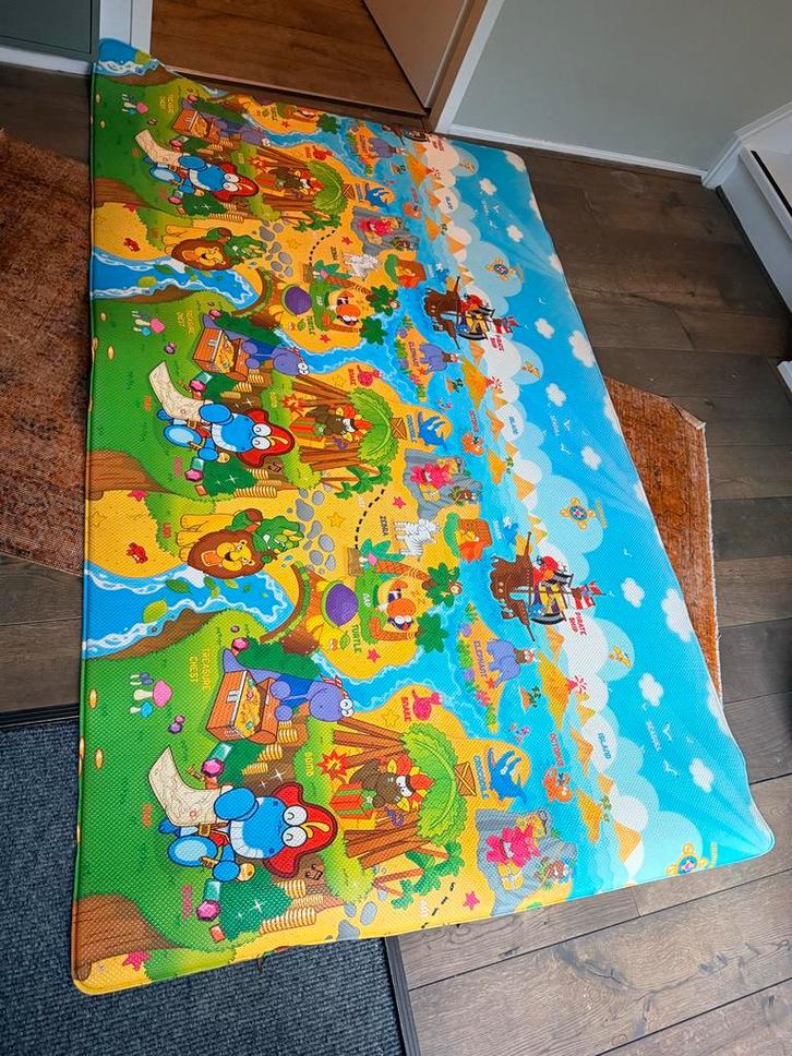 Groot Dubbelzijdig Speelkleed 200x180cm - Zo Goed Als Nieuw!, Kinderen en Baby's, Speelgoed | Speelkleden, Zo goed als nieuw, Ophalen