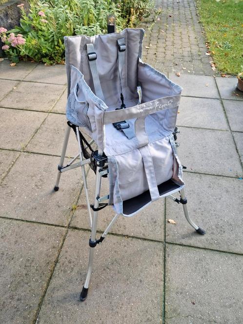 One2Stay Fem inklapbare camping kinderstoel grijs, Kinderen en Baby's, Kinderstoelen, Gebruikt, Inklapstoel, Gordel(s), Ophalen