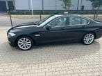 BMW 5-Serie 520i 184pk Aut. 2012 Zwart, Achterwielaandrijving, Beige, 4 cilinders, 2000 kg