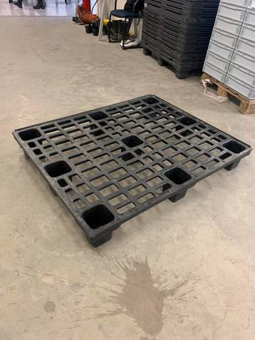 Prachtige kunststof pallets te koop! beschikbaar voor biedingen