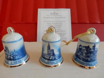 Kerstklokjes 1940, 1941 en 1942 Rosenthal porselein beschikbaar voor biedingen