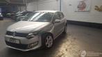 Volkswagen Polo 1.4 16V Comfortline (bj 2011), Auto diversen, Schadeauto's, Volkswagen, Zilver of Grijs, 1390 cc, Benzine