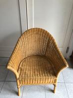 mooi rieten stoeltje, Ophalen, Bruin, Riet of Rotan, Zo goed als nieuw