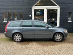 Volvo V50 1.8 Edition I Ecc/Audio/Lm/Trekhaak (bj 2006), Voorwielaandrijving, 65 €/maand, Stof, 4 cilinders
