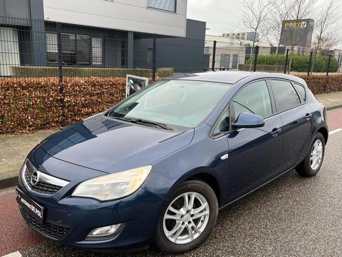 Opel Astra 1.4 Selection Airco Nieuwe Apk, Auto's, Opel, Te koop, Astra, ABS, Airbags, Airconditioning, Boordcomputer, Elektrische buitenspiegels
